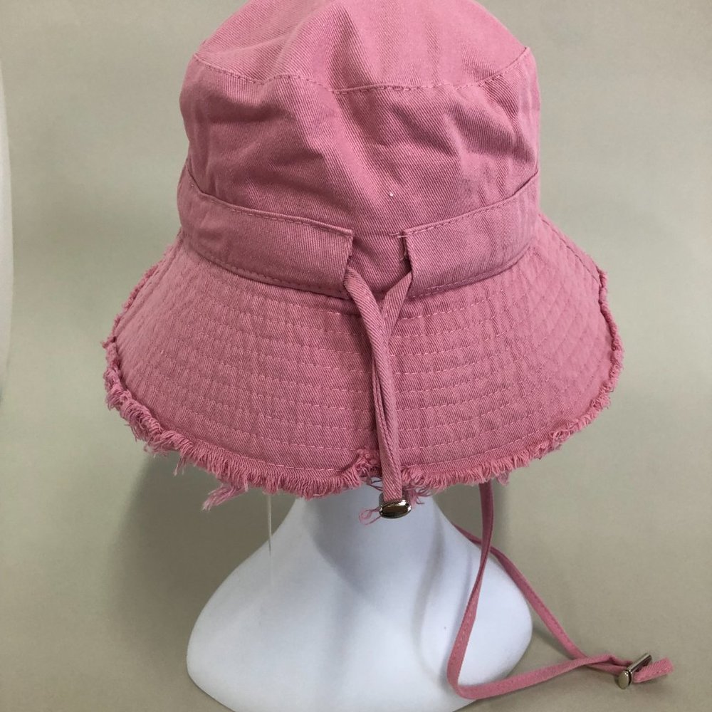 Brand new Jacquemus hat pink New! - Picture 4 of 8